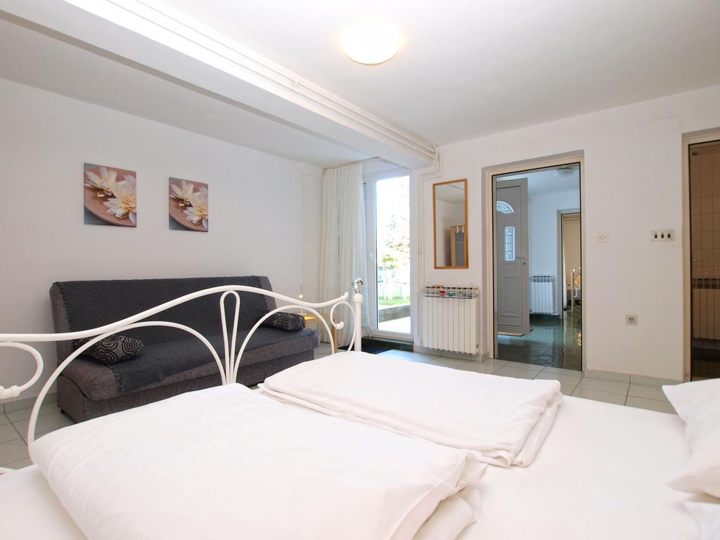 Apartment Zorka 1421 Pjescana Uvala