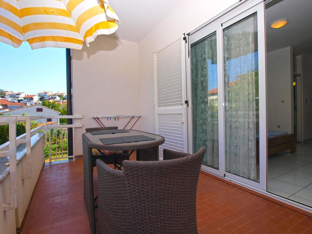 Apartment Zorka 1421 Pjescana Uvala